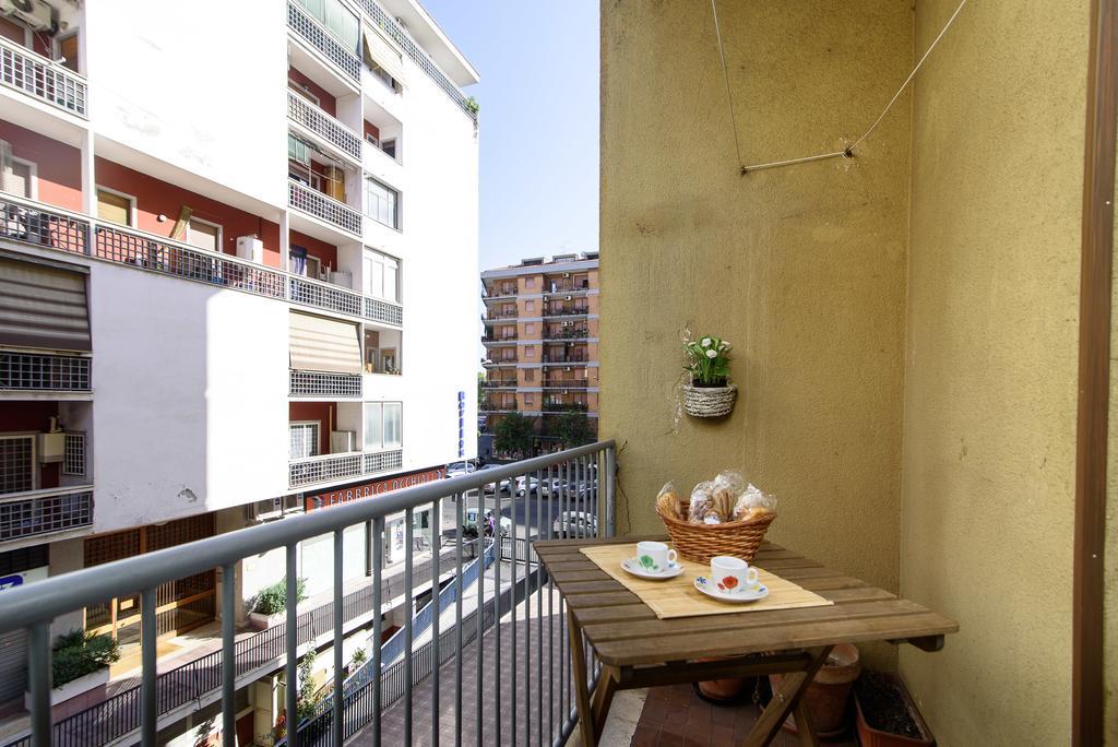 Casa Vacanze Nonna Elena Roma Exterior foto
